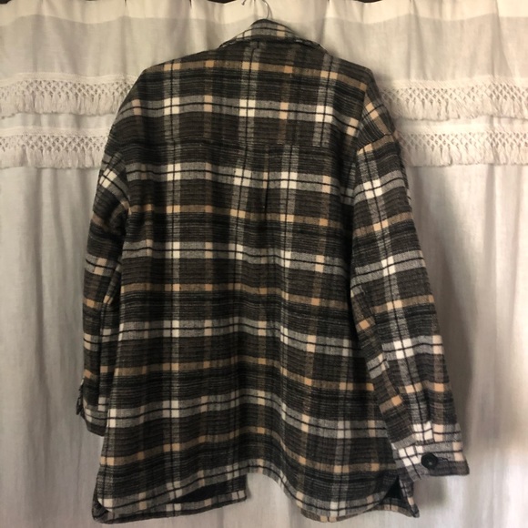 Plaid Shacket XL - Picture 2 of 4